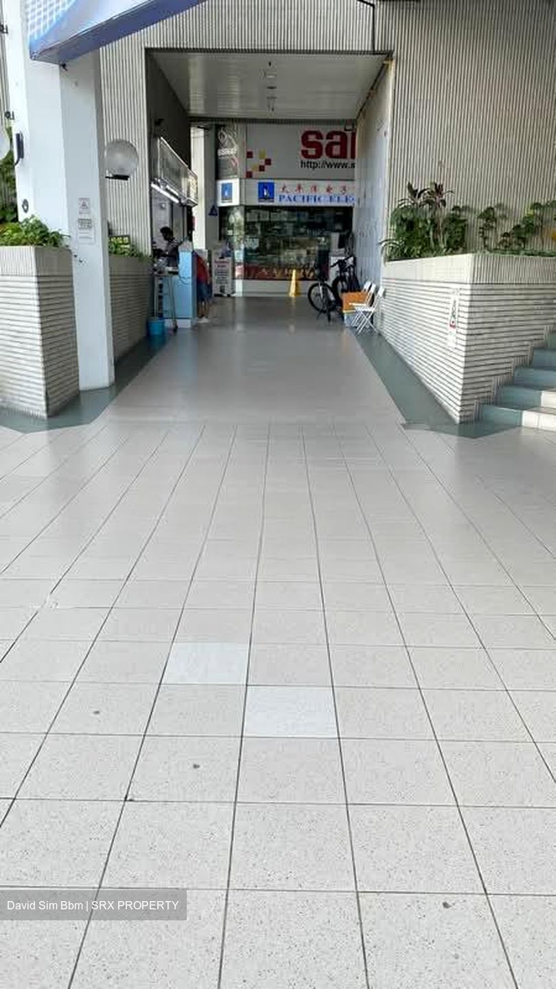 Sim Lim Square (D7), Retail #557743831